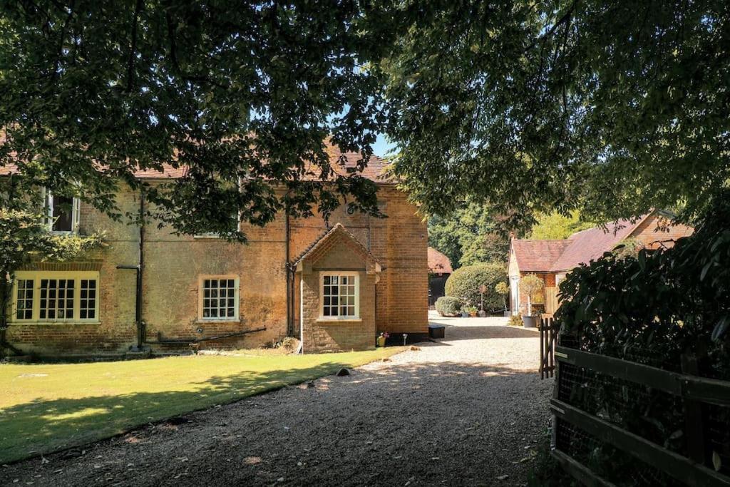 Landford'S Cottage, Your Retreat! Extérieur photo