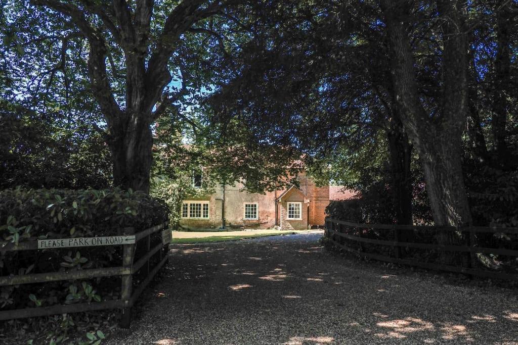 Landford'S Cottage, Your Retreat! Extérieur photo