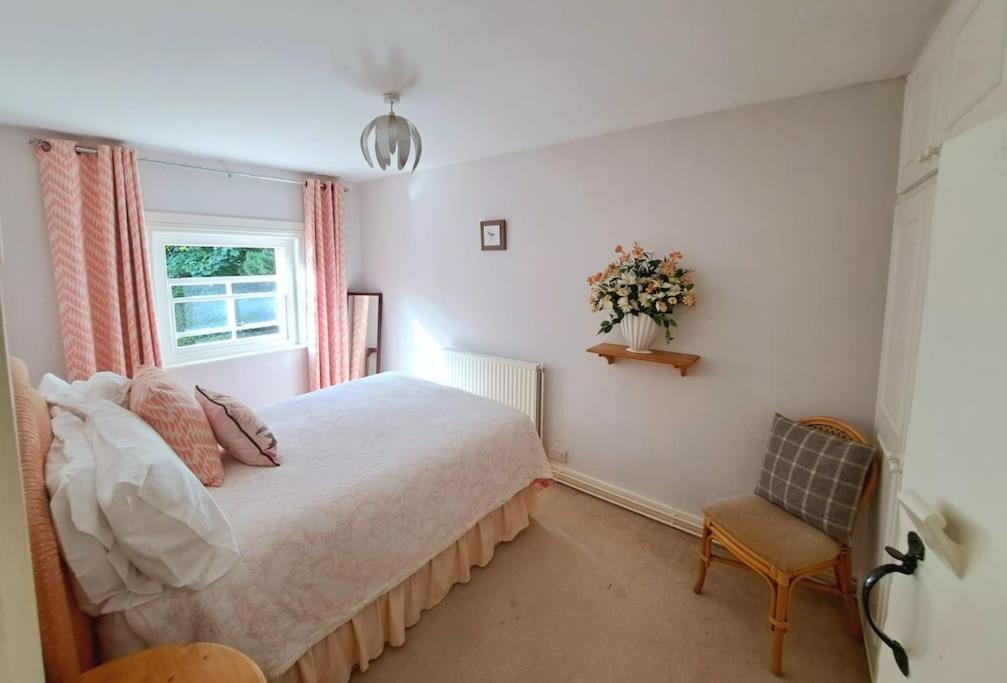 Landford'S Cottage, Your Retreat! Extérieur photo