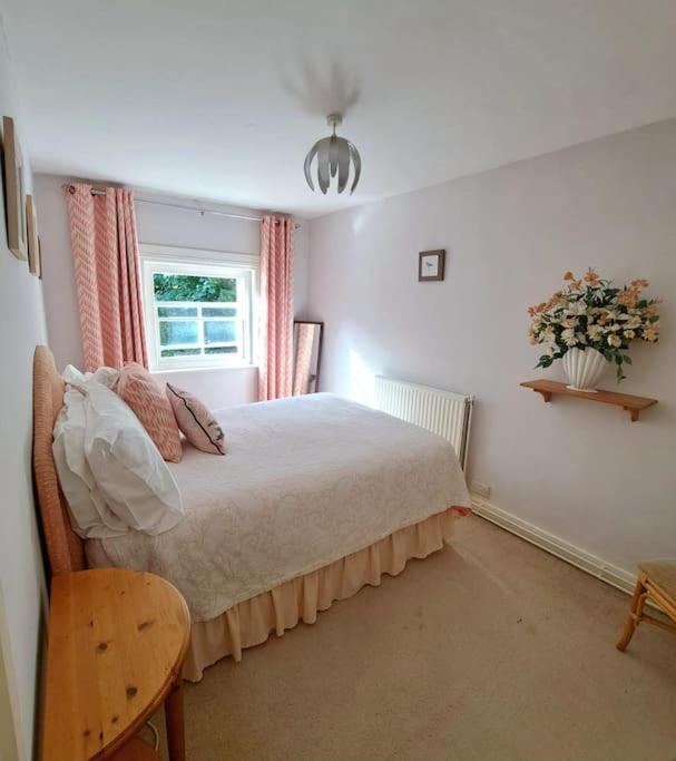Landford'S Cottage, Your Retreat! Extérieur photo
