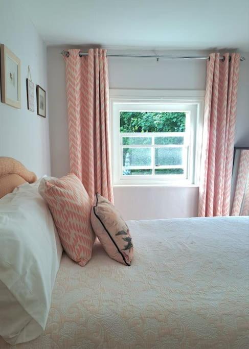 Landford'S Cottage, Your Retreat! Extérieur photo