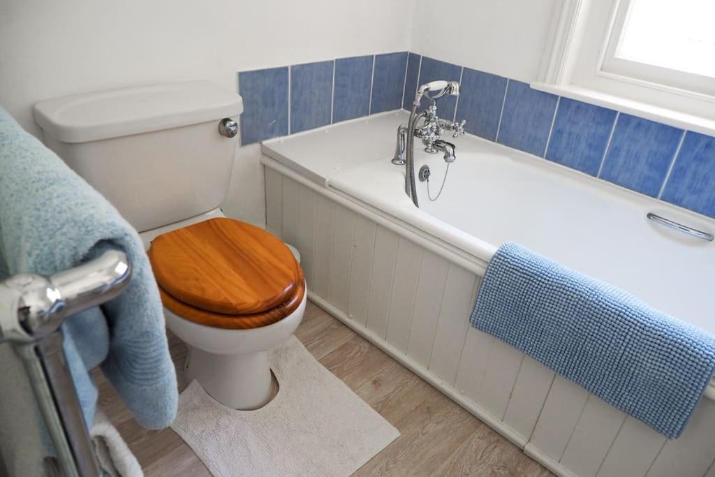 Landford'S Cottage, Your Retreat! Extérieur photo